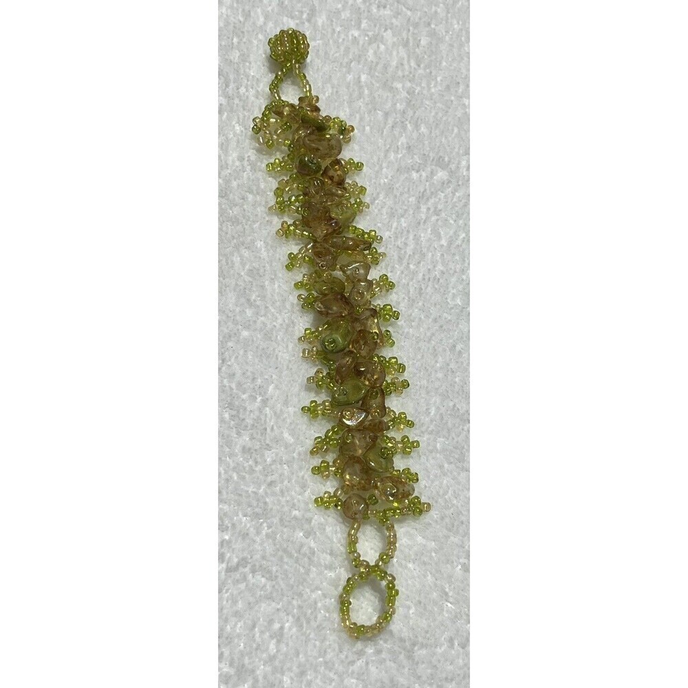 Vintage BoHo Green Crystal Beaded Bracelet 6.5in Artisan Made Fairy Mermaid
